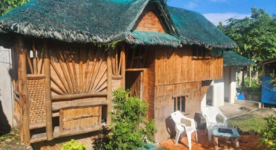 Nirvana Bamboo Houses & Dive Resort Moalboal Exterior photo