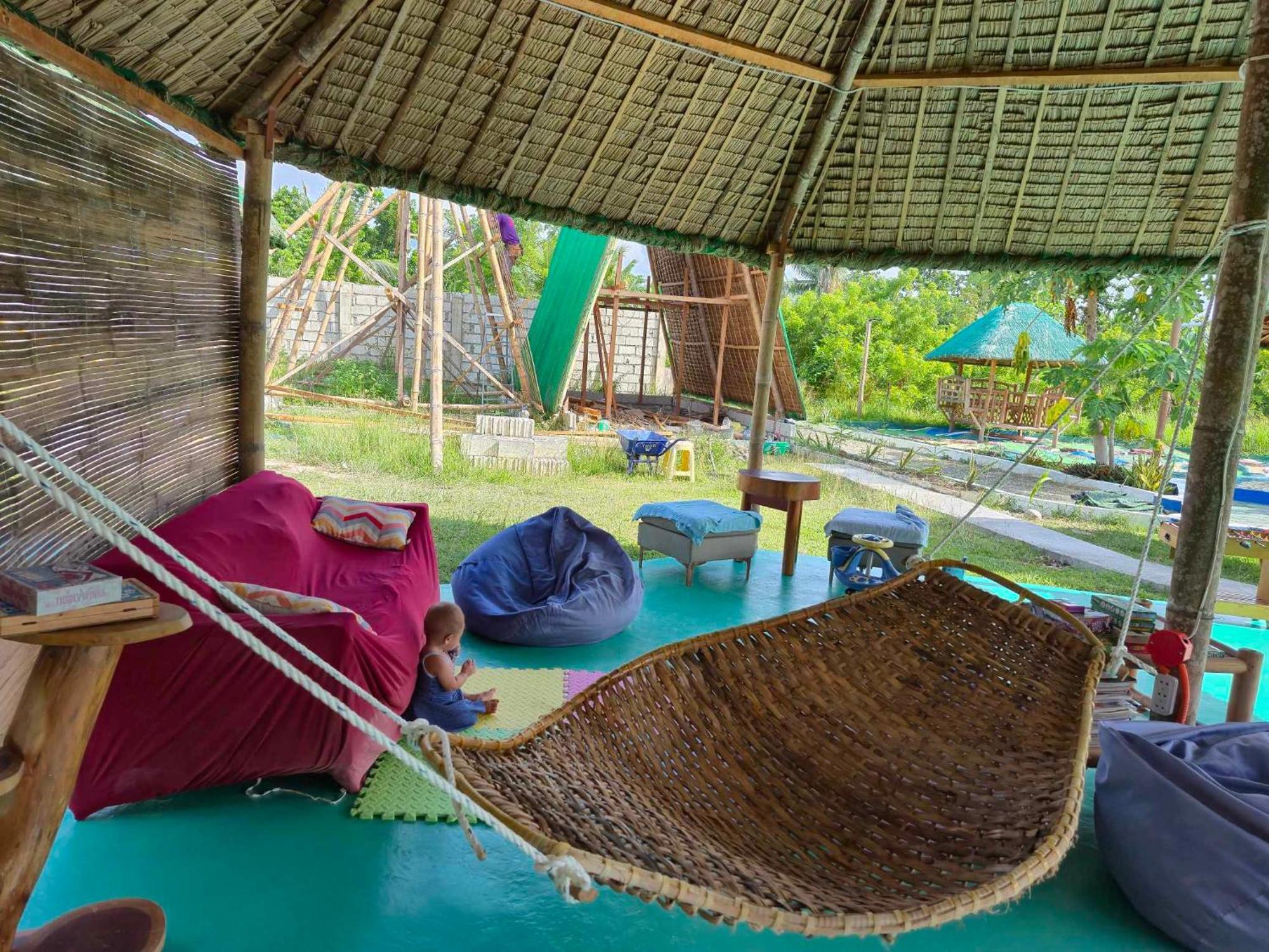 Nirvana Bamboo Houses & Dive Resort Moalboal Exterior photo