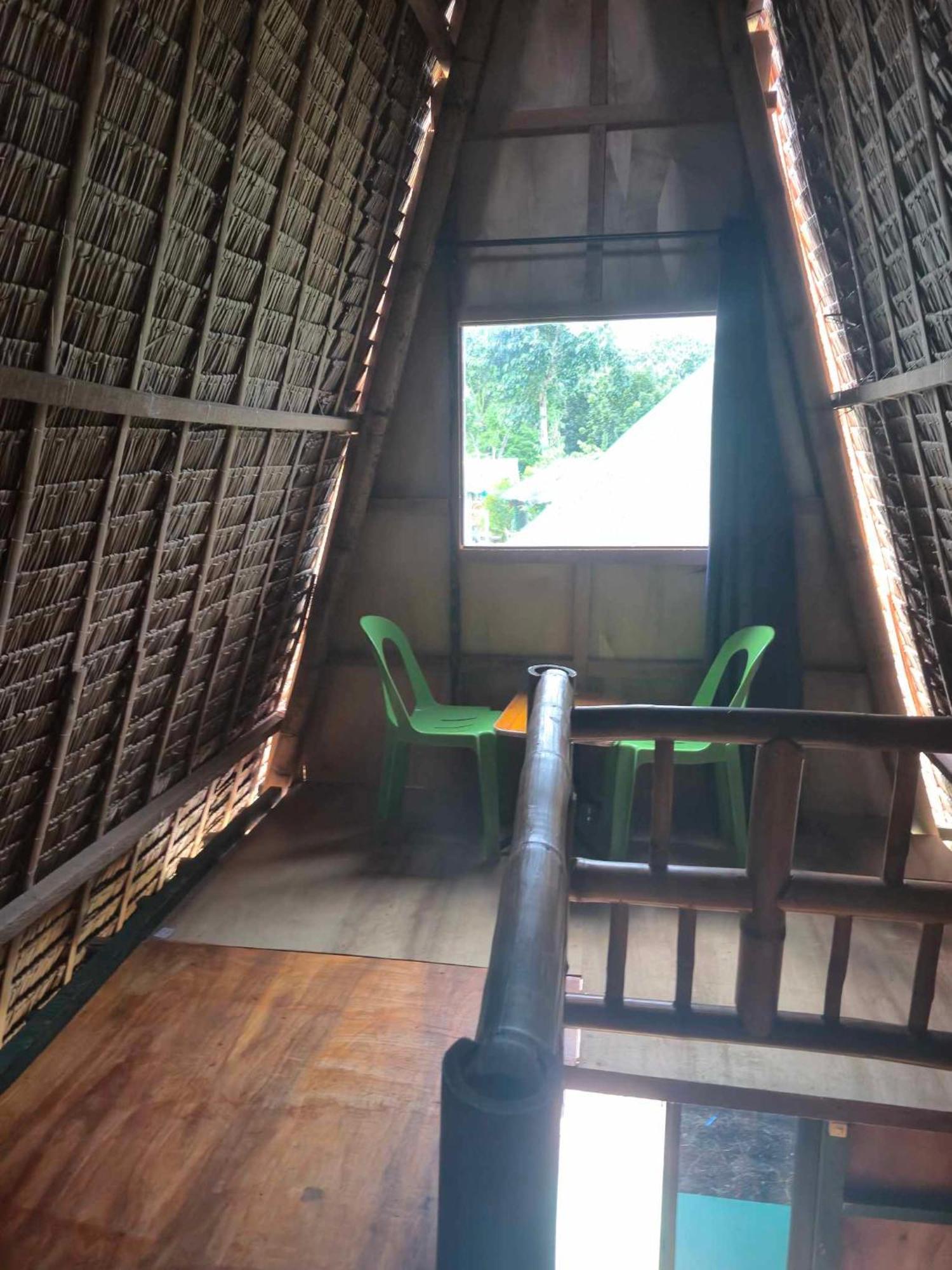 Nirvana Bamboo Houses & Dive Resort Moalboal Exterior photo